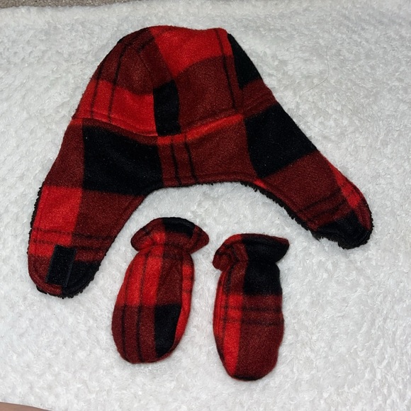 Hat and Mittens - Picture 2 of 2
